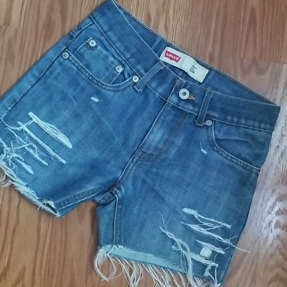 Levi's Cutoffs‎ distressed shorts size 10 - Picture 1 of 8